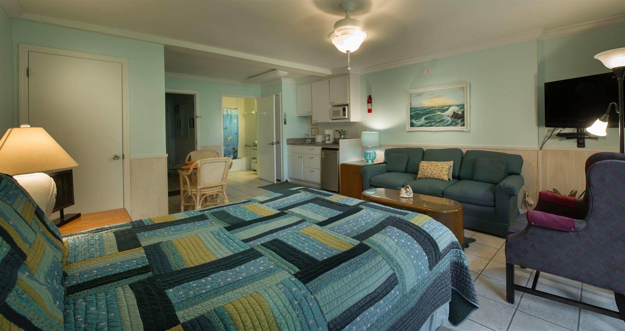 By The Sea & Conference Center 3* Jekyll Island